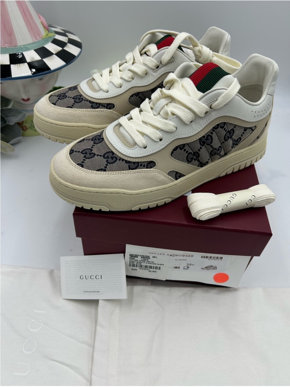 Women’s Gucci cream/beige GG canvas, low top sneakers with red/green web 39.5 - Picture 5 of 11
